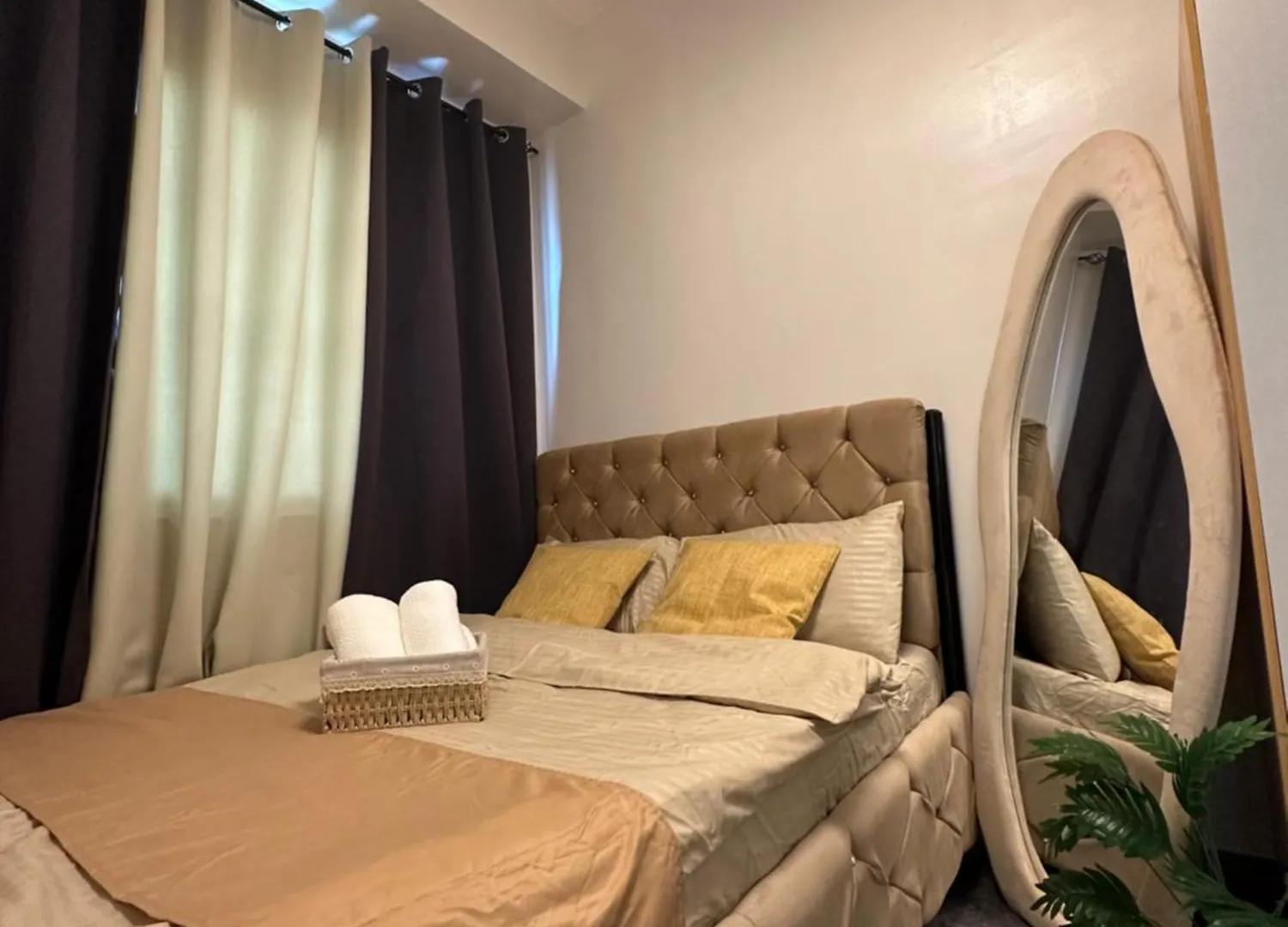 C A Staycation Paranaque City